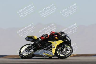 media/Dec-01-2025-Moto Forza (Mon) [[2daa91e15f]]/2-Intermediate Group/Session 2 Turn 9 Entry/